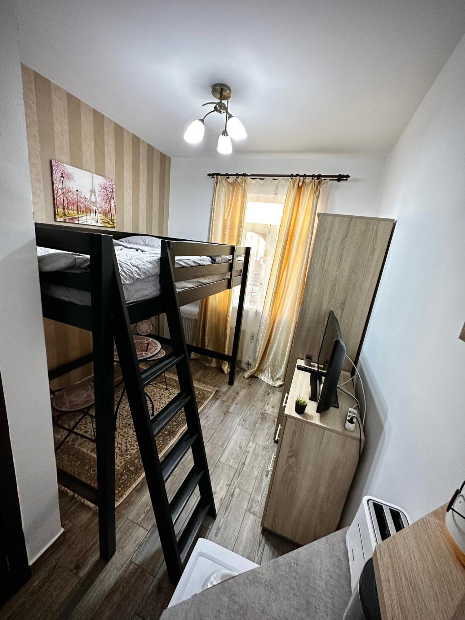 Ada'S Luxury Apartament&Studio - Old City Brașov Exterior foto